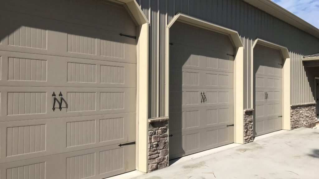 4clipped corners Pole Barns Direct